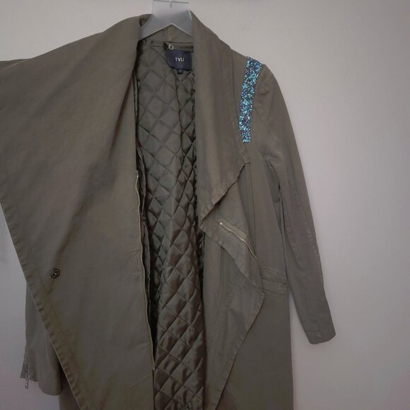 EUC Tyli green jacket w/ removable inner vest & embellished stone shoulders, L - Picture 7 of 11